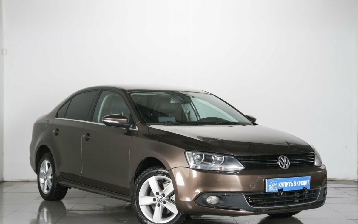 Купить VOLKSWAGEN JETTA 2013 в Таганроге за 807000р. Официальный дилер.  Автомобили с пробегом. Автокредит, акции, трейдин!